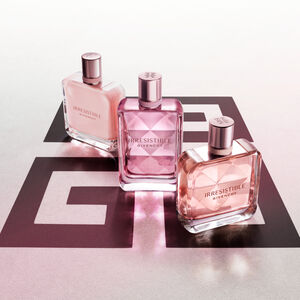 View 6 - IRRESISTIBLE ROSE VELVET - The delicate contrast between the note of a velvety rose and warm patchouli. GIVENCHY - 35 ML - P036770