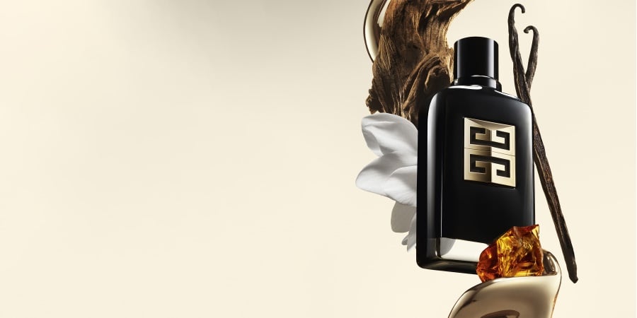 Intense allure of the new Gentleman Society Eau de Parfum Ambrée, a bold fragrance for the refined man